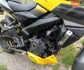 Желтый Баджадж Pulsar NS200, объемом двигателя 0.2 л и пробегом 28 тыс. км за 2000 $, фото 3 на Automoto.ua