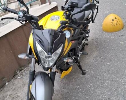 Желтый Баджадж Pulsar NS200, объемом двигателя 0.2 л и пробегом 18 тыс. км за 1900 $, фото 6 на Automoto.ua