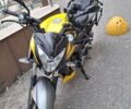 Желтый Баджадж Pulsar NS200, объемом двигателя 0.2 л и пробегом 18 тыс. км за 1900 $, фото 6 на Automoto.ua