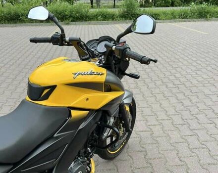 Жовтий Баджадж Pulsar NS200, об'ємом двигуна 0.2 л та пробігом 13 тис. км за 2400 $, фото 8 на Automoto.ua