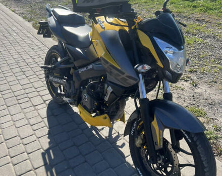 Жовтий Баджадж Pulsar NS200, об'ємом двигуна 0.2 л та пробігом 12 тис. км за 2000 $, фото 3 на Automoto.ua