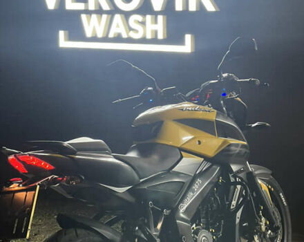 Жовтий Баджадж Pulsar NS200, об'ємом двигуна 0.2 л та пробігом 12 тис. км за 2000 $, фото 11 на Automoto.ua