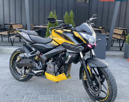 Жовтий Баджадж Pulsar NS200, об'ємом двигуна 0.2 л та пробігом 6 тис. км за 2450 $, фото 1 на Automoto.ua