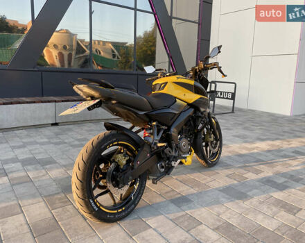 Жовтий Баджадж Pulsar NS200, об'ємом двигуна 0.2 л та пробігом 6 тис. км за 2450 $, фото 9 на Automoto.ua