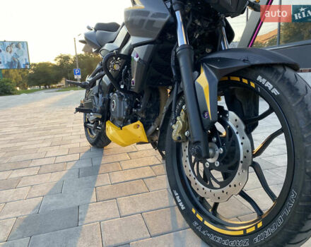 Жовтий Баджадж Pulsar NS200, об'ємом двигуна 0.2 л та пробігом 6 тис. км за 2450 $, фото 16 на Automoto.ua