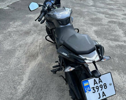 Серый Баджадж Pulsar NS200, объемом двигателя 0.2 л и пробегом 9 тыс. км за 2200 $, фото 1 на Automoto.ua