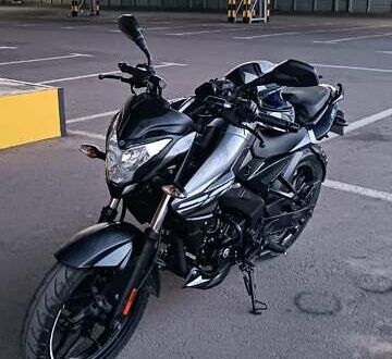 Баджадж Pulsar NS200 2022 в Харькове на Automoto.ua Серый Баджадж Pulsar NS200, объемом двигателя 0.2 л и пробегом 9 тыс. км за 2101 $, фото 1 на Automoto.ua