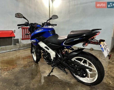 Синий Баджадж Pulsar NS200, объемом двигателя 0.2 л и пробегом 15 тыс. км за 2100 $, фото 1 на Automoto.ua