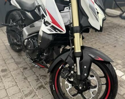 Баджадж Pulsar NS400 2025 у Первомайськ на Automoto.ua Білий Баджадж Pulsar NS400, об'ємом двигуна 0 л та пробігом 5 тис. км за 4150 $, фото 2 на Automoto.ua