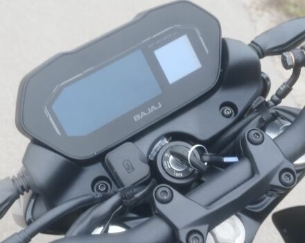 Баджадж Pulsar NS400, объемом двигателя 0.4 л и пробегом 0 тыс. км за 4275 $, фото 20 на Automoto.ua