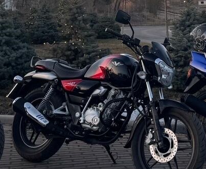 Черный Баджадж Vikrant, объемом двигателя 0.15 л и пробегом 18 тыс. км за 1200 $, фото 1 на Automoto.ua