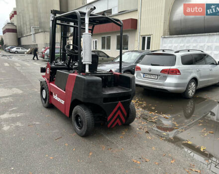 Красный Балканкар DV 1792, объемом двигателя 3.9 л и пробегом 2 тыс. км за 6000 $, фото 1 на Automoto.ua