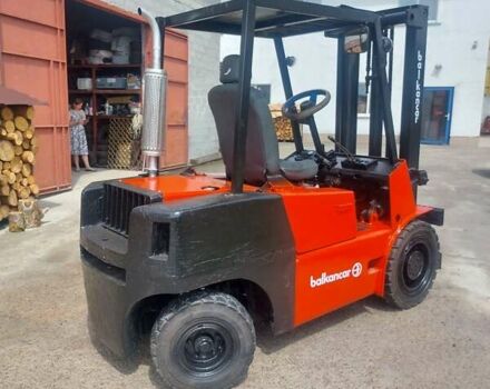 Красный Балканкар DV 1792, объемом двигателя 3.9 л и пробегом 5 тыс. км за 12000 $, фото 9 на Automoto.ua