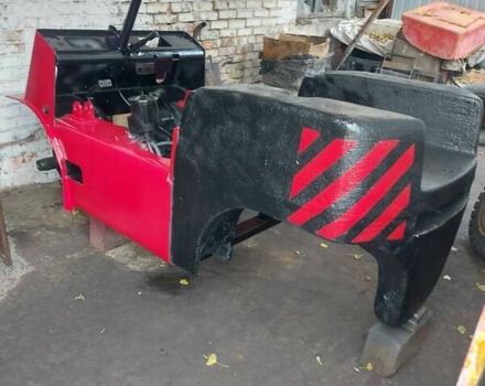 Красный Балканкар DV 1792, объемом двигателя 3.9 л и пробегом 5 тыс. км за 12000 $, фото 1 на Automoto.ua