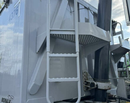 Серый Беналу Optiliner, объемом двигателя 0 л и пробегом 350 тыс. км за 36500 $, фото 4 на Automoto.ua