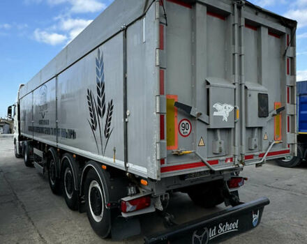 Серый Беналу Optiliner, объемом двигателя 0 л и пробегом 350 тыс. км за 36500 $, фото 2 на Automoto.ua