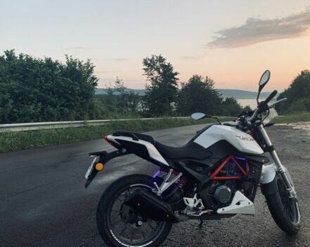 Бенелли TNT 25, объемом двигателя 0.25 л и пробегом 0 тыс. км за 2100 $, фото 10 на Automoto.ua