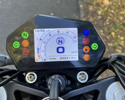 Бенелли TNT 302S, объемом двигателя 0.3 л и пробегом 0 тыс. км за 3600 $, фото 6 на Automoto.ua