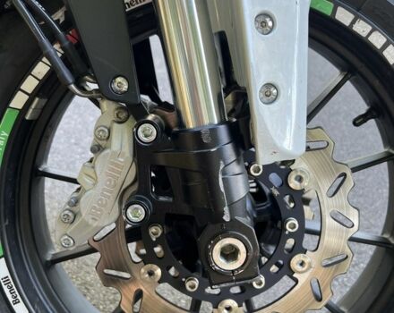 Бенелли TNT 302S, объемом двигателя 0.3 л и пробегом 0 тыс. км за 3600 $, фото 5 на Automoto.ua