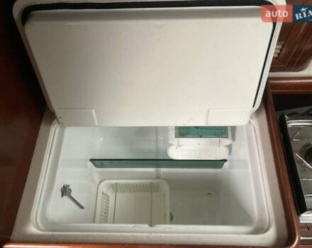 Бежевий Бенетюа Окєаніс, об'ємом двигуна 2.3 л та пробігом 200 тис. км за 130000 $, фото 18 на Automoto.ua