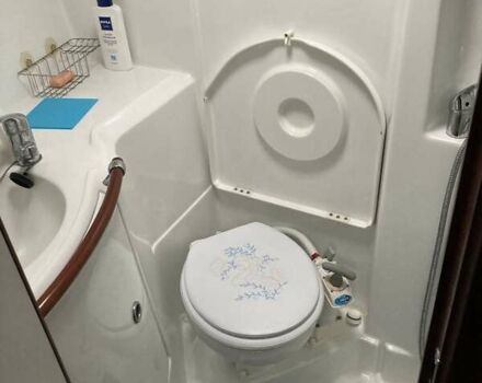 Бежевий Бенетюа Окєаніс, об'ємом двигуна 2.3 л та пробігом 200 тис. км за 130000 $, фото 24 на Automoto.ua