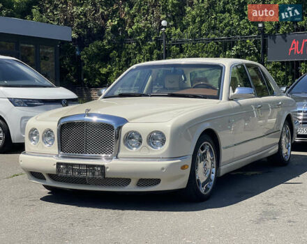 Білий Бентлі Arnage, об'ємом двигуна 6.75 л та пробігом 105 тис. км за 60000 $, фото 2 на Automoto.ua