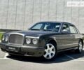 Сірий Бентлі Arnage, об'ємом двигуна 6.8 л та пробігом 95 тис. км за 67500 $, фото 2 на Automoto.ua