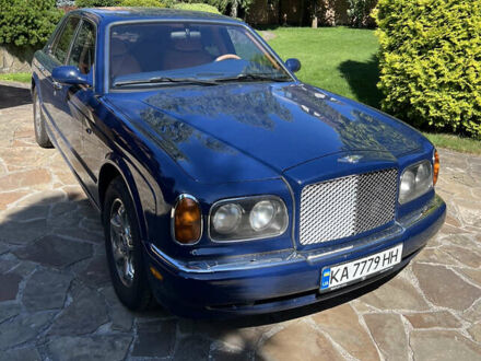 Бентлі Arnage 1999 у Києві на Automoto.ua Синій Бентлі Arnage, об'ємом двигуна 4.4 л та пробігом 110 тис. км за 35500 $, фото 1 на Automoto.ua