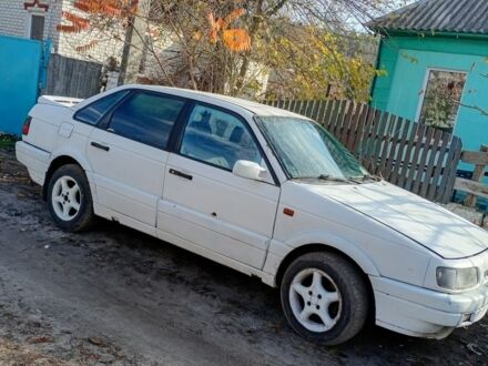 Белый Бентли Азур, объемом двигателя 1 л и пробегом 2 тыс. км за 1000 $, фото 1 на Automoto.ua