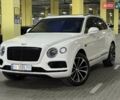 Білий Бентлі Бентайга, об'ємом двигуна 4 л та пробігом 79 тис. км за 125000 $, фото 1 на Automoto.ua