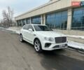 Білий Бентлі Бентайга, об'ємом двигуна 3 л та пробігом 37 тис. км за 210000 $, фото 1 на Automoto.ua