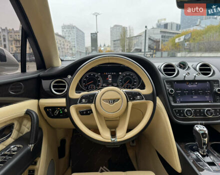 Бежевый Бентли Бентайга, объемом двигателя 5.95 л и пробегом 44 тыс. км за 119999 $, фото 16 на Automoto.ua