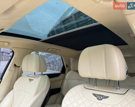 Бежевый Бентли Бентайга, объемом двигателя 5.95 л и пробегом 44 тыс. км за 119999 $, фото 13 на Automoto.ua