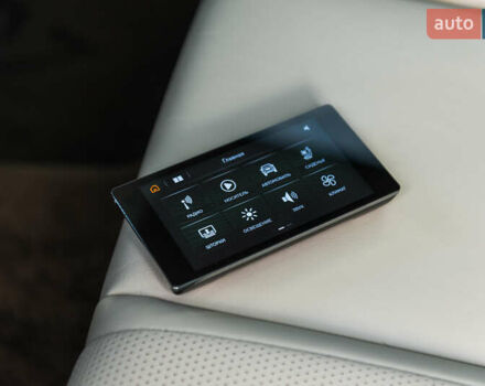 Бежевый Бентли Бентайга, объемом двигателя 4 л и пробегом 33 тыс. км за 215000 $, фото 39 на Automoto.ua