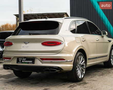 Бежевый Бентли Бентайга, объемом двигателя 4 л и пробегом 33 тыс. км за 215000 $, фото 13 на Automoto.ua