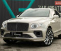 Бежевый Бентли Бентайга, объемом двигателя 4 л и пробегом 33 тыс. км за 215000 $, фото 1 на Automoto.ua