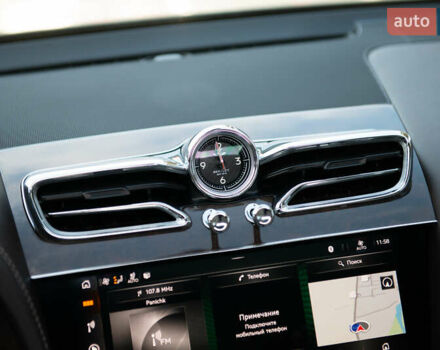 Бежевый Бентли Бентайга, объемом двигателя 4 л и пробегом 33 тыс. км за 215000 $, фото 27 на Automoto.ua