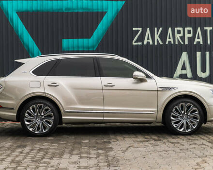 Бежевый Бентли Бентайга, объемом двигателя 4 л и пробегом 33 тыс. км за 215000 $, фото 16 на Automoto.ua