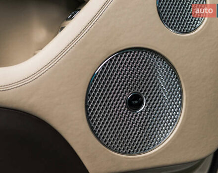 Бежевый Бентли Бентайга, объемом двигателя 4 л и пробегом 33 тыс. км за 215000 $, фото 32 на Automoto.ua