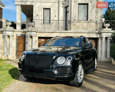 Черный Бентли Бентайга, объемом двигателя 5.95 л и пробегом 160 тыс. км за 89000 $, фото 23 на Automoto.ua