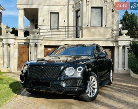 Черный Бентли Бентайга, объемом двигателя 6 л и пробегом 160 тыс. км за 87999 $, фото 7 на Automoto.ua