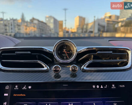 Черный Бентли Бентайга, объемом двигателя 5.95 л и пробегом 15 тыс. км за 220000 $, фото 28 на Automoto.ua