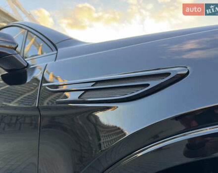 Черный Бентли Бентайга, объемом двигателя 5.95 л и пробегом 15 тыс. км за 220000 $, фото 9 на Automoto.ua