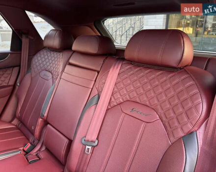 Черный Бентли Бентайга, объемом двигателя 5.95 л и пробегом 15 тыс. км за 220000 $, фото 35 на Automoto.ua