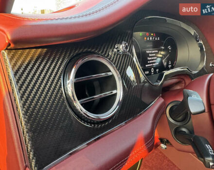 Черный Бентли Бентайга, объемом двигателя 5.95 л и пробегом 15 тыс. км за 220000 $, фото 22 на Automoto.ua