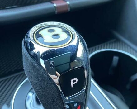 Бентли Бентайга 2019 в Одессе на Automoto.ua Красный Бентли Бентайга, объемом двигателя 6 л и пробегом 10 тыс. км за 329609 $, фото 38 на Automoto.ua