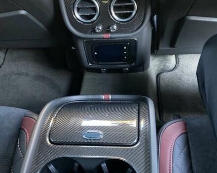 Бентли Бентайга 2019 в Одессе на Automoto.ua Красный Бентли Бентайга, объемом двигателя 6 л и пробегом 10 тыс. км за 329609 $, фото 22 на Automoto.ua