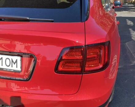 Бентли Бентайга 2019 в Одессе на Automoto.ua Красный Бентли Бентайга, объемом двигателя 6 л и пробегом 10 тыс. км за 329609 $, фото 10 на Automoto.ua