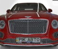 Красный Бентли Бентайга, объемом двигателя 6 л и пробегом 20 тыс. км за 246600 $, фото 1 на Automoto.ua