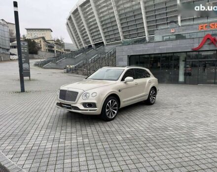 Бентлі Бентайга, об'ємом двигуна 6 л та пробігом 44 тис. км за 119999 $, фото 3 на Automoto.ua